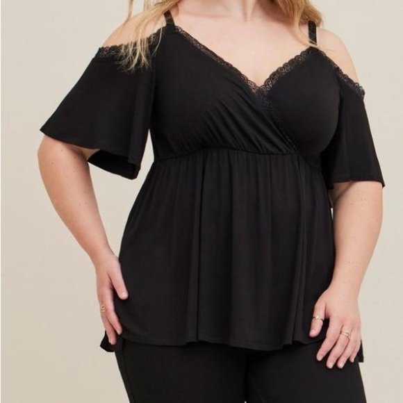 Women’s Torrid 0 Black Babydoll Super Soft Surplice Lace Trim Cold Shoulder Top - Picture 1 of 15